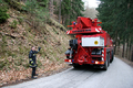 Der Kran wird in Stellung gebracht